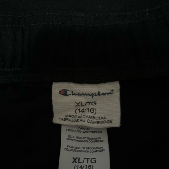 Black Champion Shorts - Picture 5 of 5